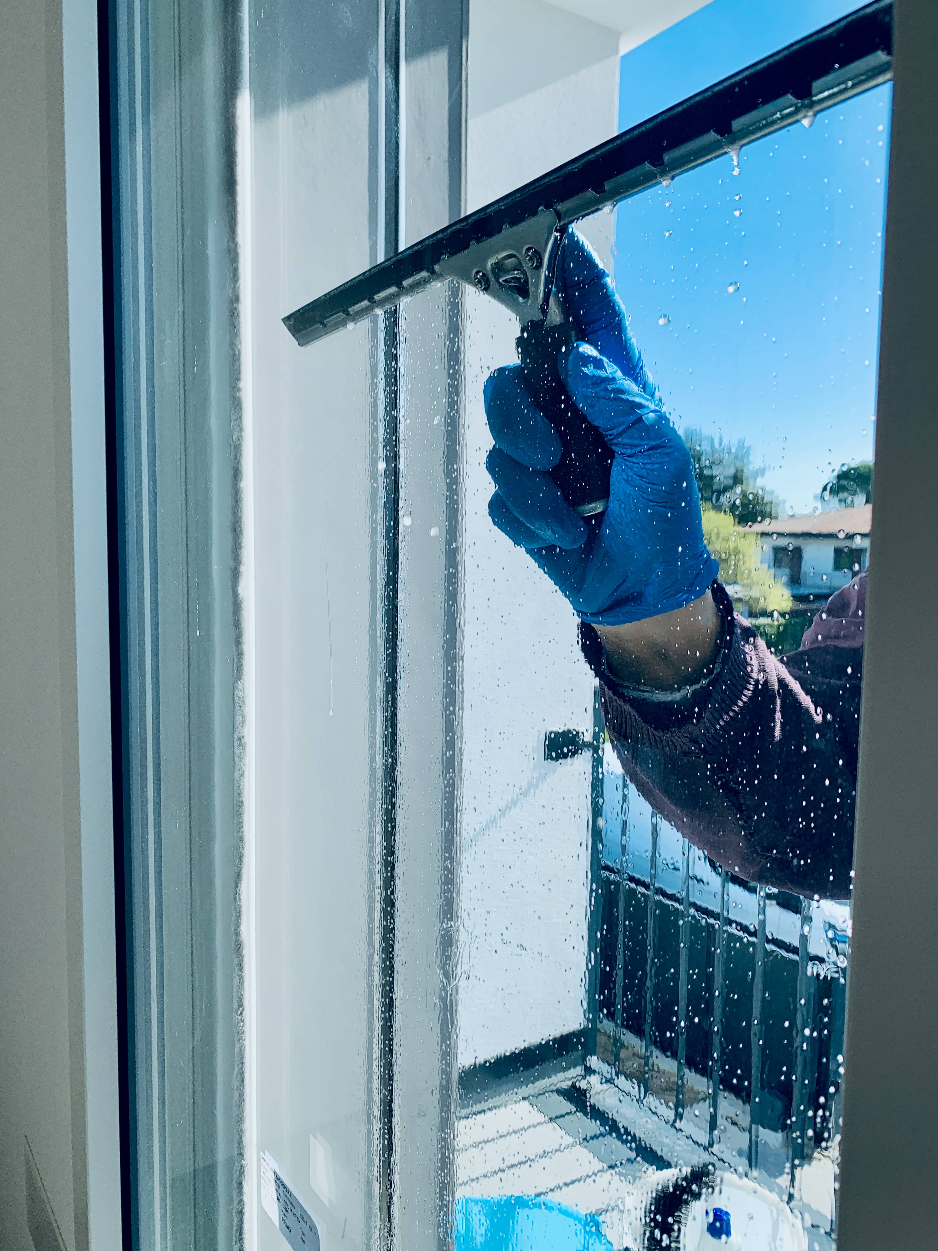 Copertina della pagina pulizia uffici del sito serra servizi snc